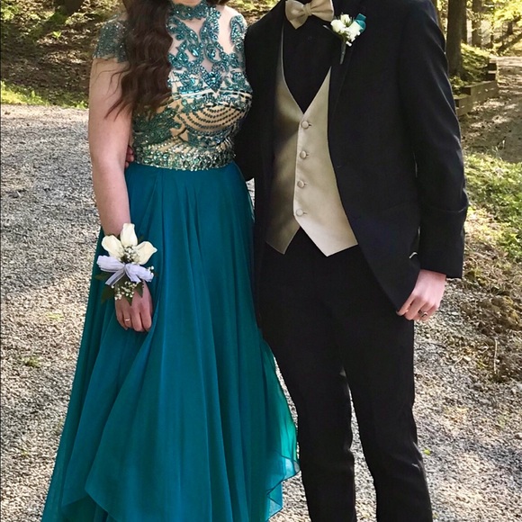 Sherri Hill Prom Dress - Picture 6 of 8